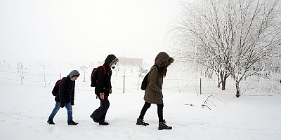 Yozgat'ta kar yağışı nedeniyle okullar yarın tatil edildi